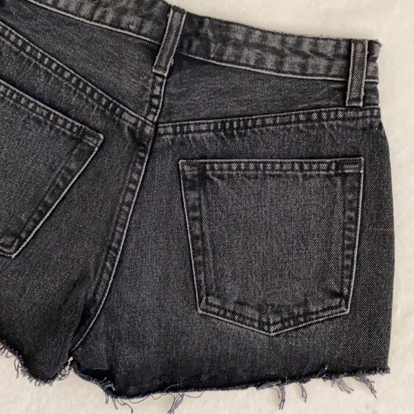 Reformation | High Rise Button Fly Raw Hem Denim Jean Shorts LY864 Black/Gray 24 - Picture 12 of 13